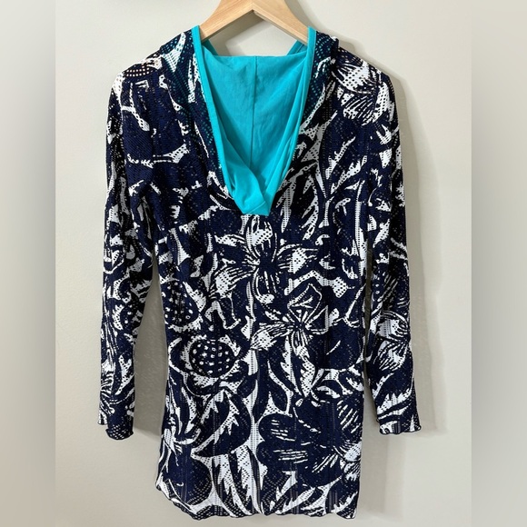 Title Nine Hooded Navy White Swim Cover Up Size Small - Picture 2 of 7